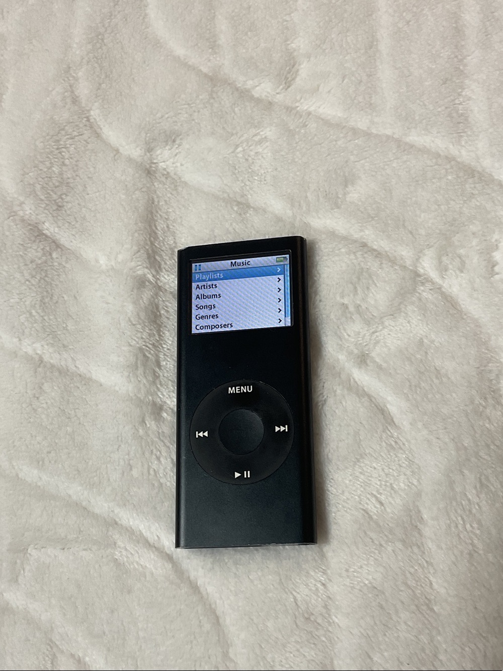 Apple Black iPod Nano with Click Wheel 8 gb